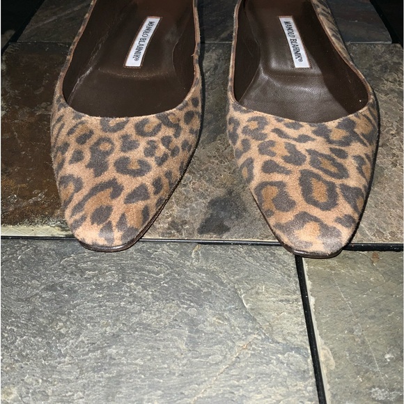 Perfect condition Manolo Blahnik Suede Leopard Print Flats sz 37 1/2 or US 7 1/2 - Picture 5 of 7